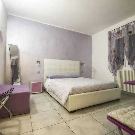 Bed & Breakfast Il Giardino Di Rebecca Ferrara