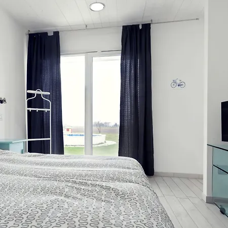 לינה וארוחת בוקר Il Giardino Di Rebecca פררה