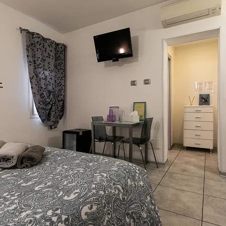 Il Giardino Di Rebecca フェラーラ