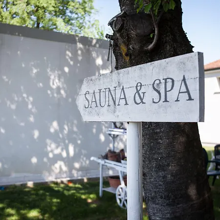 Il Giardino Di Rebecca Panzió